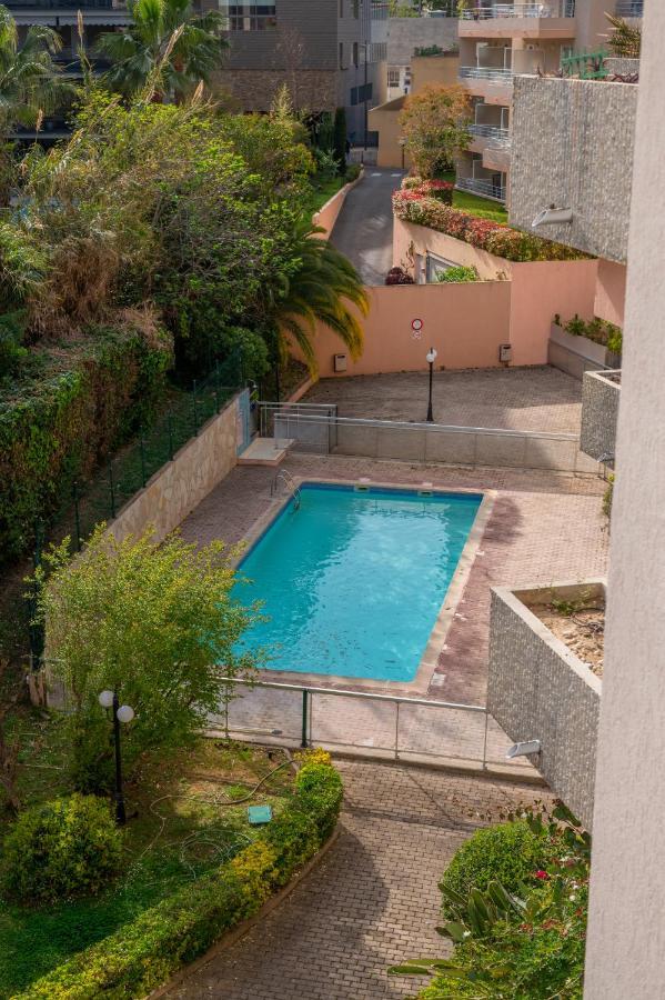 Appartement 4 Pers A 50M De La Plage, Avec Piscine Roquebrune-Cap-Martin Luaran gambar